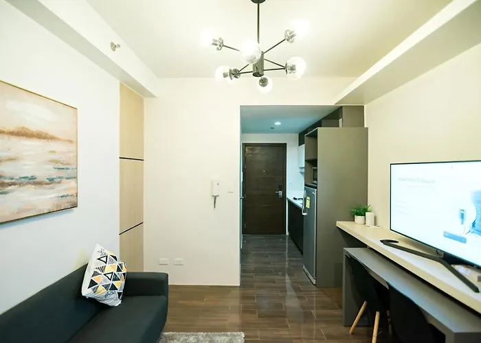 Serene Escape At Air Residences 2160 Makati Apartment Manila