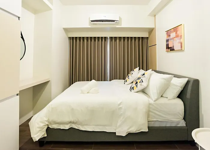 Serene Escape At Air Residences 2160 Makati Apartment