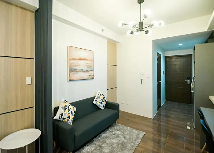 Serene Escape At Air Residences 2160 Makati
