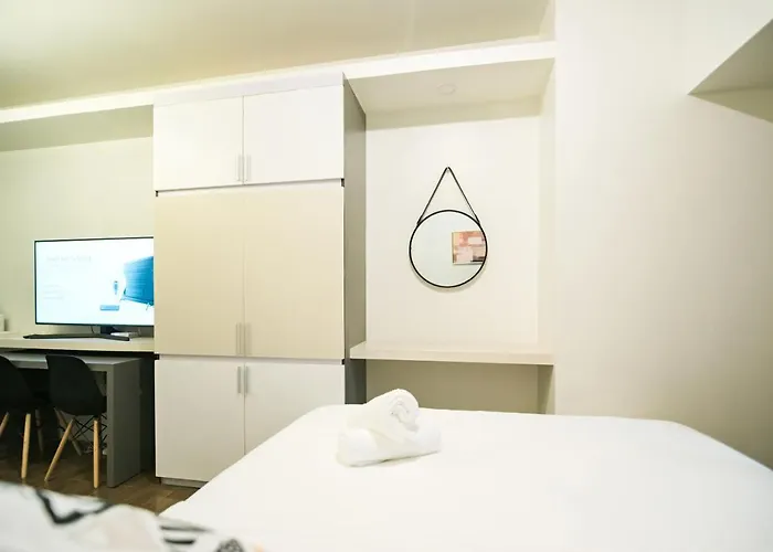 Serene Escape At Air Residences 2160 Makati