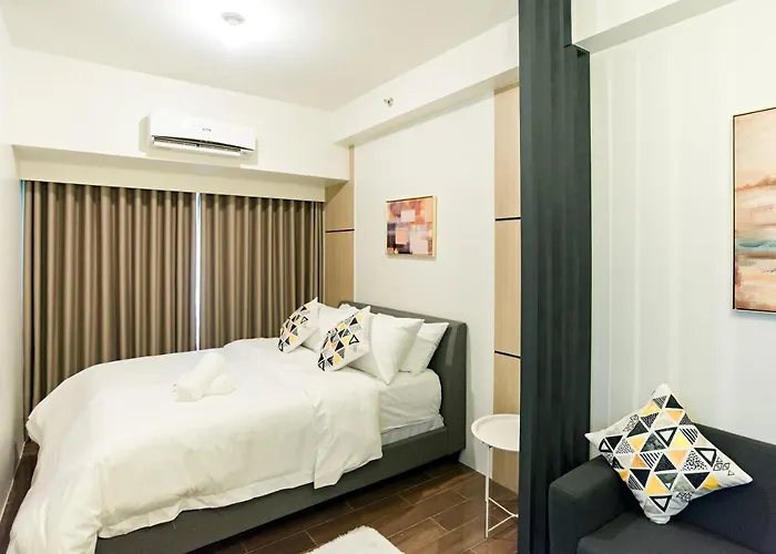 Serene Escape At Air Residences 2160 Makati Apartment Manila