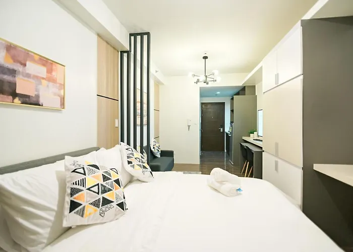 Serene Escape At Air Residences 2160 Makati *